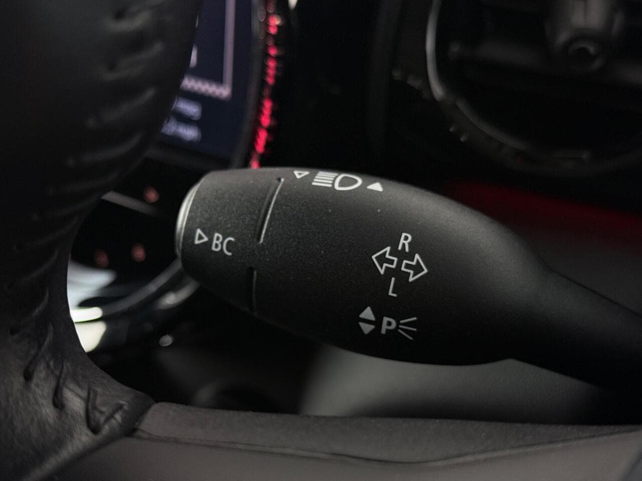 MINI Hatch thumbnail Misc Controls