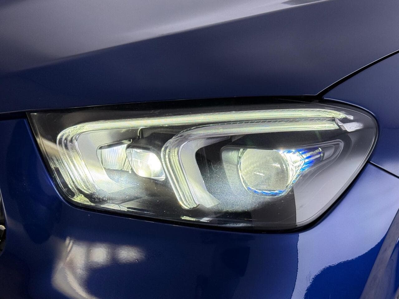 Mercedes-Benz GLE thumbnail Lights Front