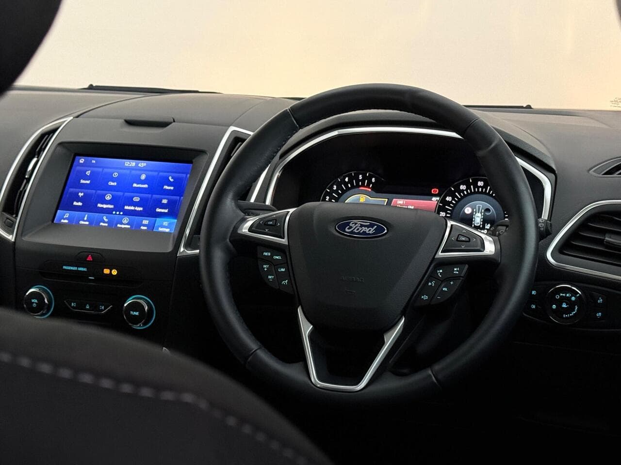 Ford Galaxy thumbnail Steering Wheel