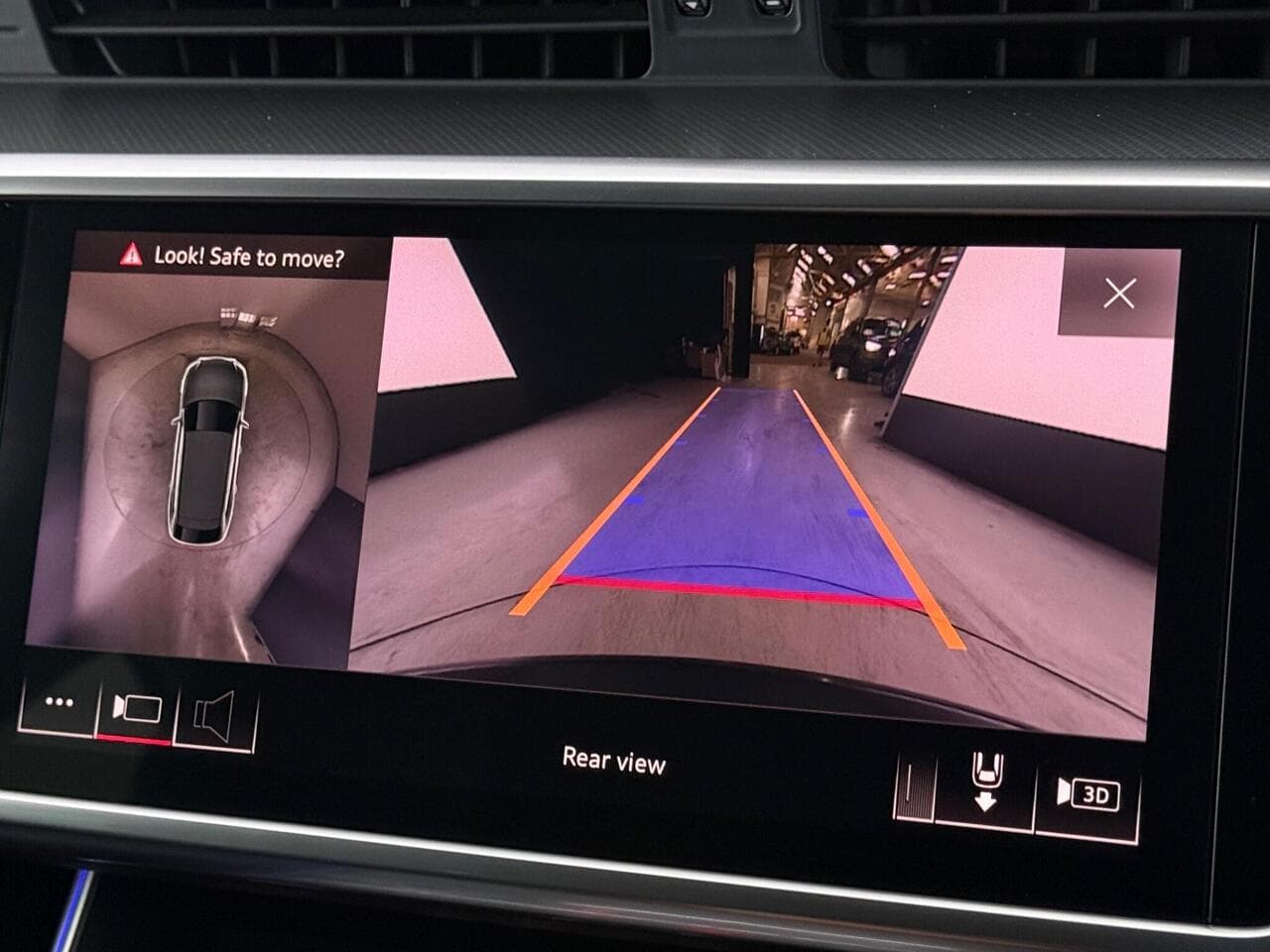 Audi A6 Avant thumbnail Infotainment System
