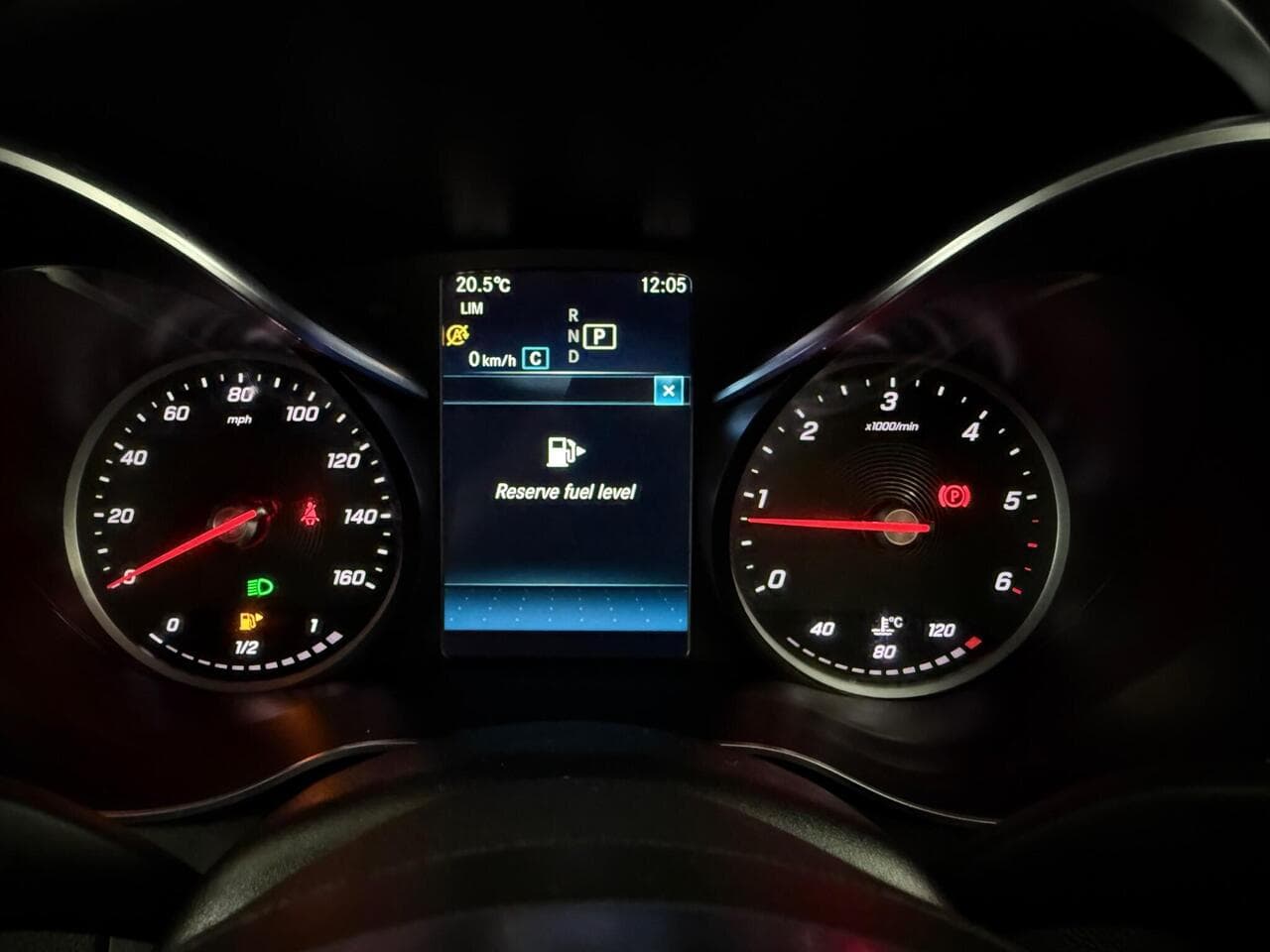 Mercedes-Benz GLC thumbnail Driver Instruments