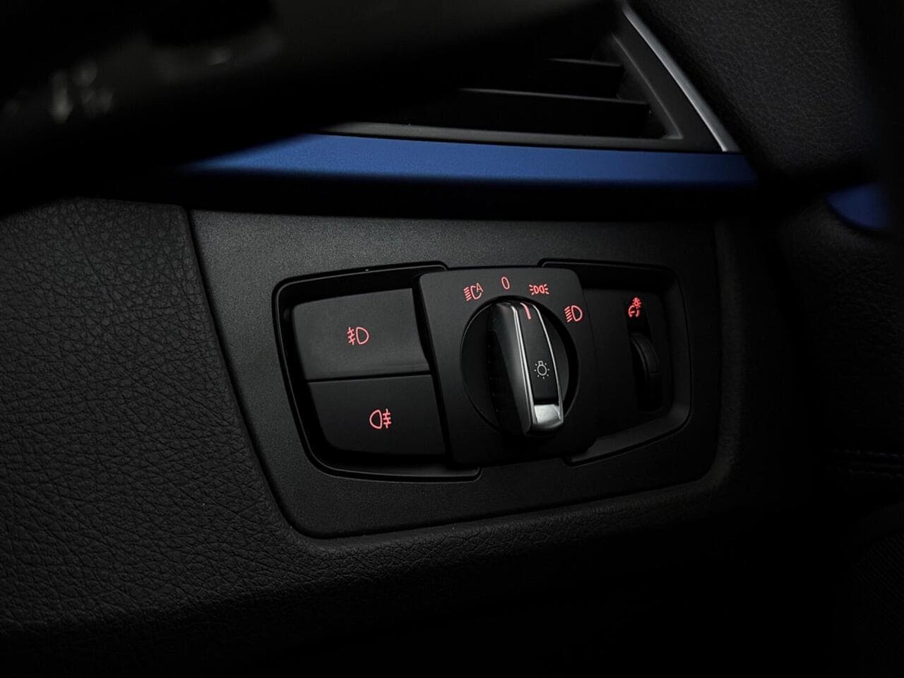 BMW 4 Series Gran Coupe thumbnail Misc Controls