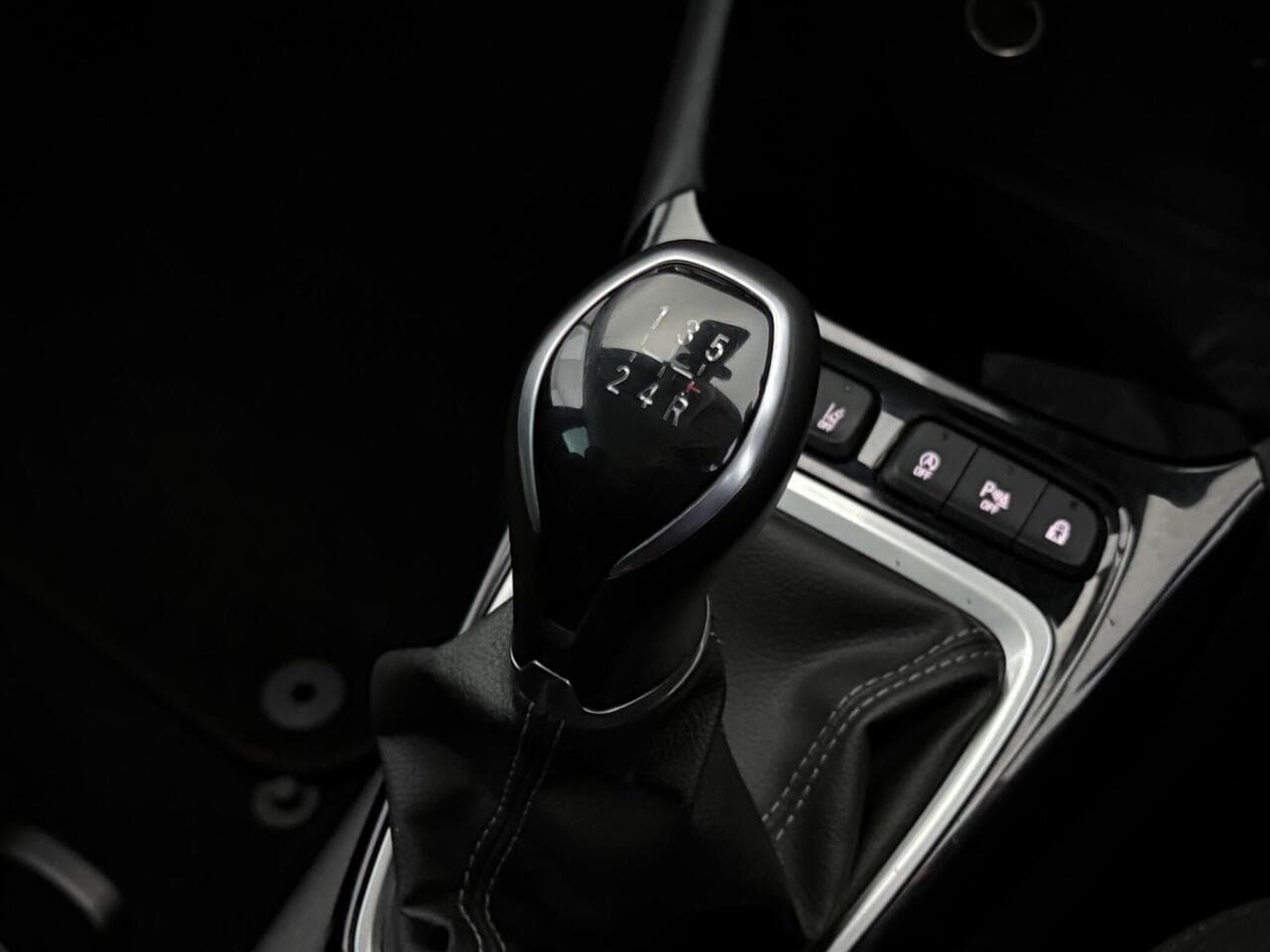 Vauxhall Crossland thumbnail Interior Front