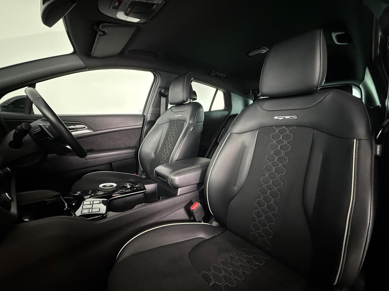 Kia Sportage thumbnail Seat Front Passenger