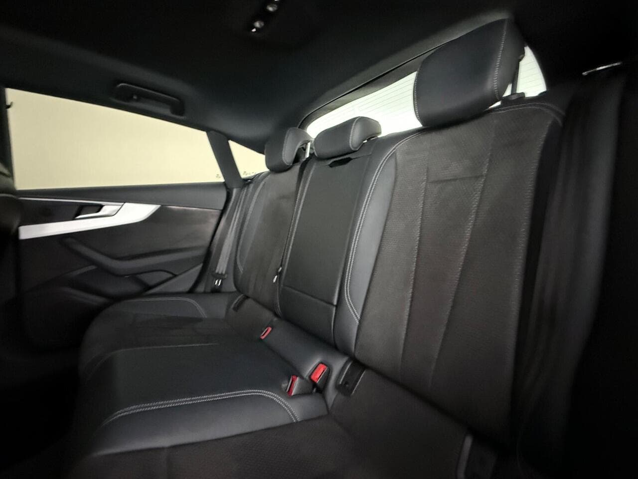 Audi A5 thumbnail Seats Rear