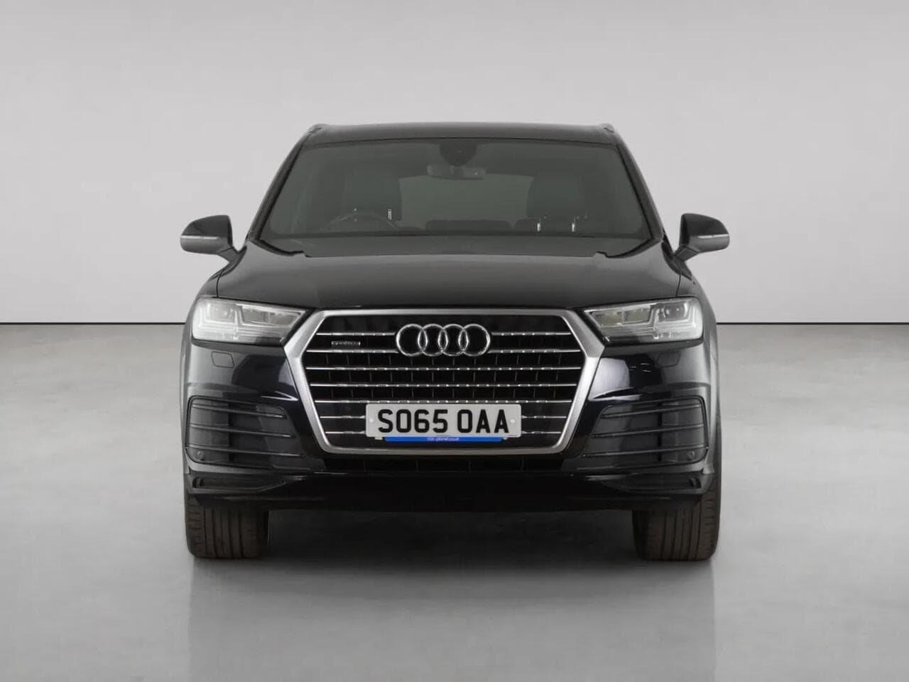 Audi Q7 thumbnail Front
