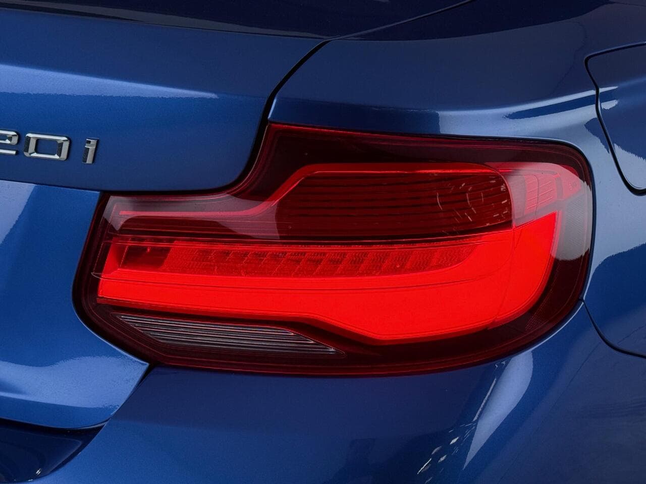 BMW 2 Series thumbnail Lights Rear