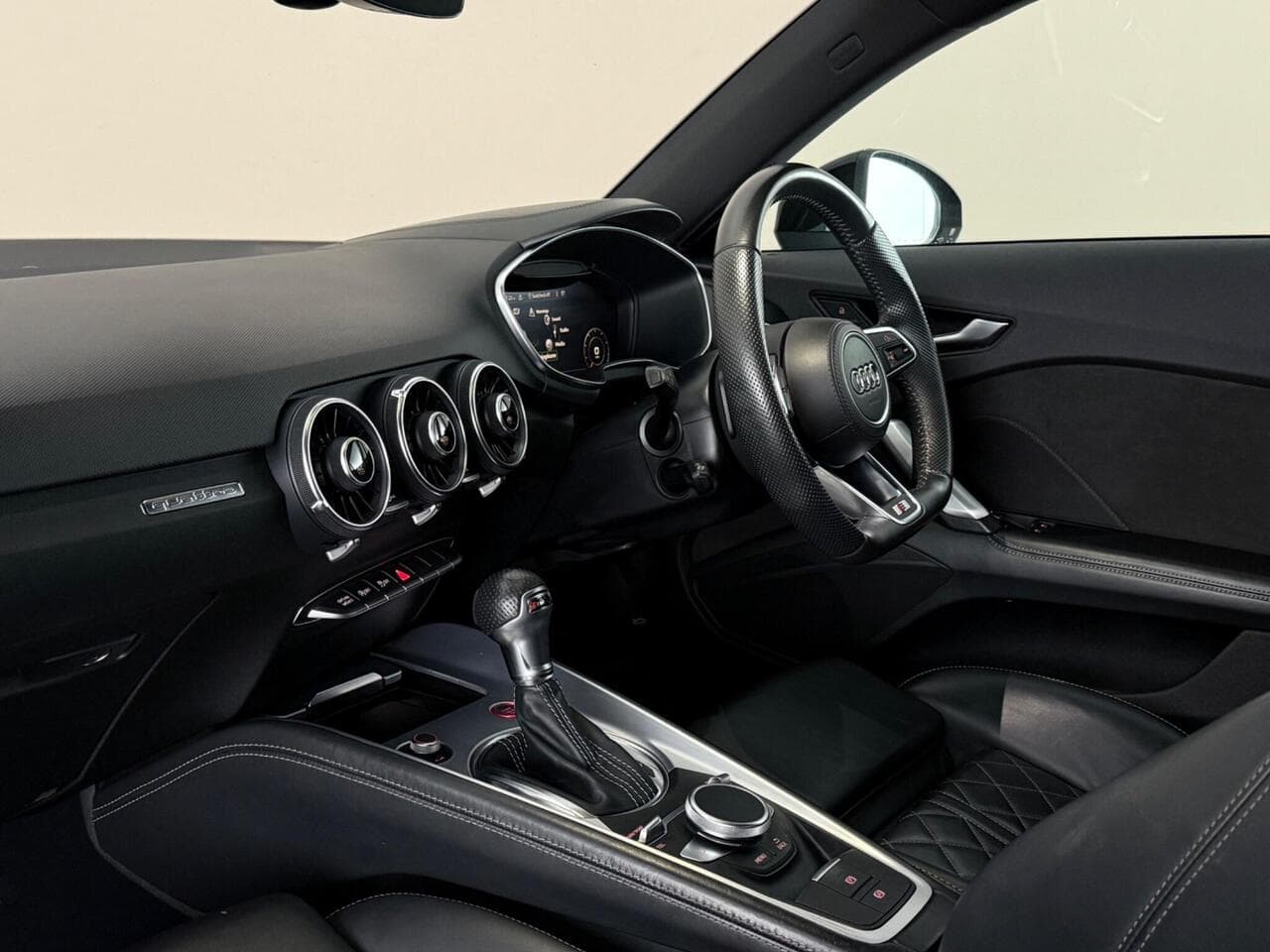 Audi TTS thumbnail Interior Front