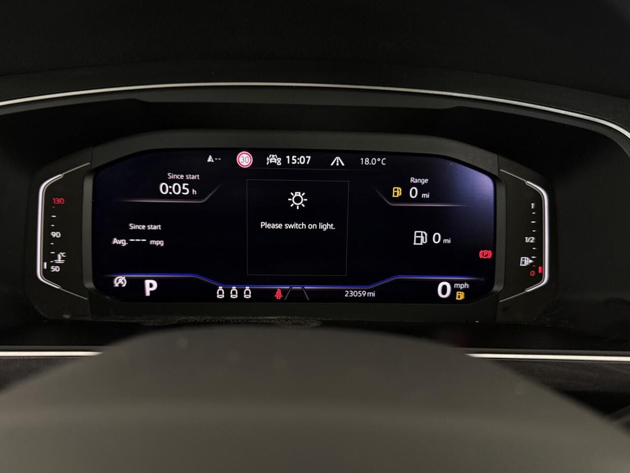 Volkswagen Tiguan thumbnail Driver Instruments