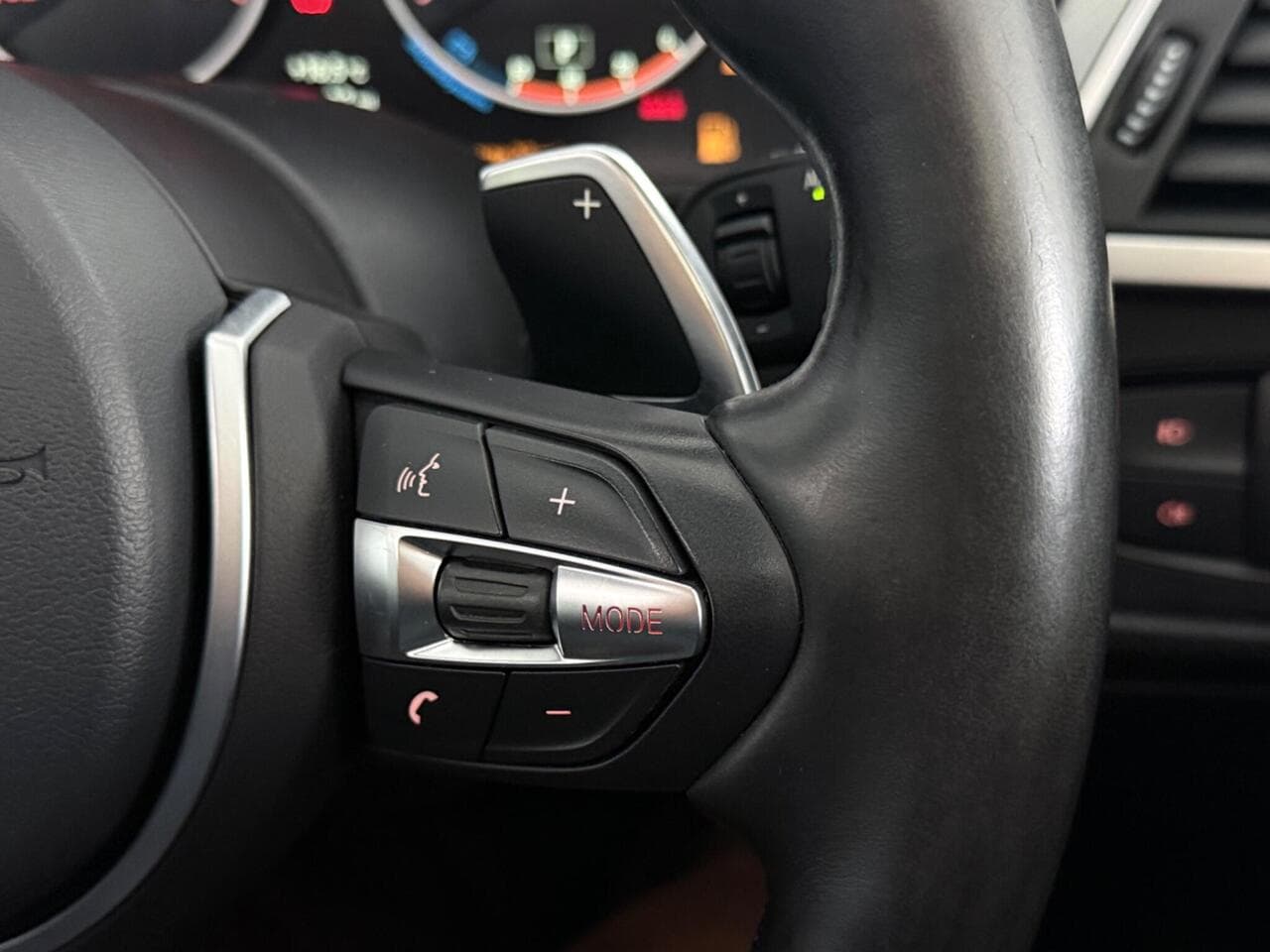 BMW 3 Series thumbnail Misc Controls