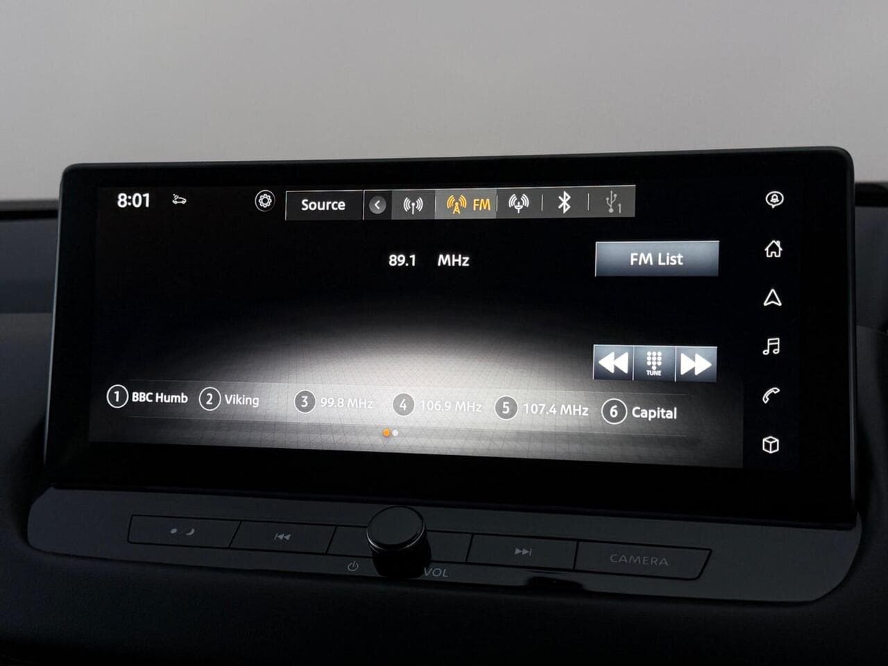 Nissan Qashqai thumbnail Infotainment System