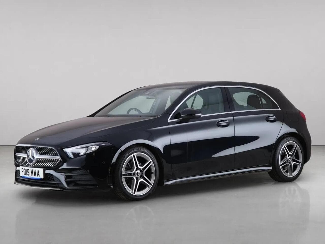 Mercedes-Benz A Class thumbnail Front Left