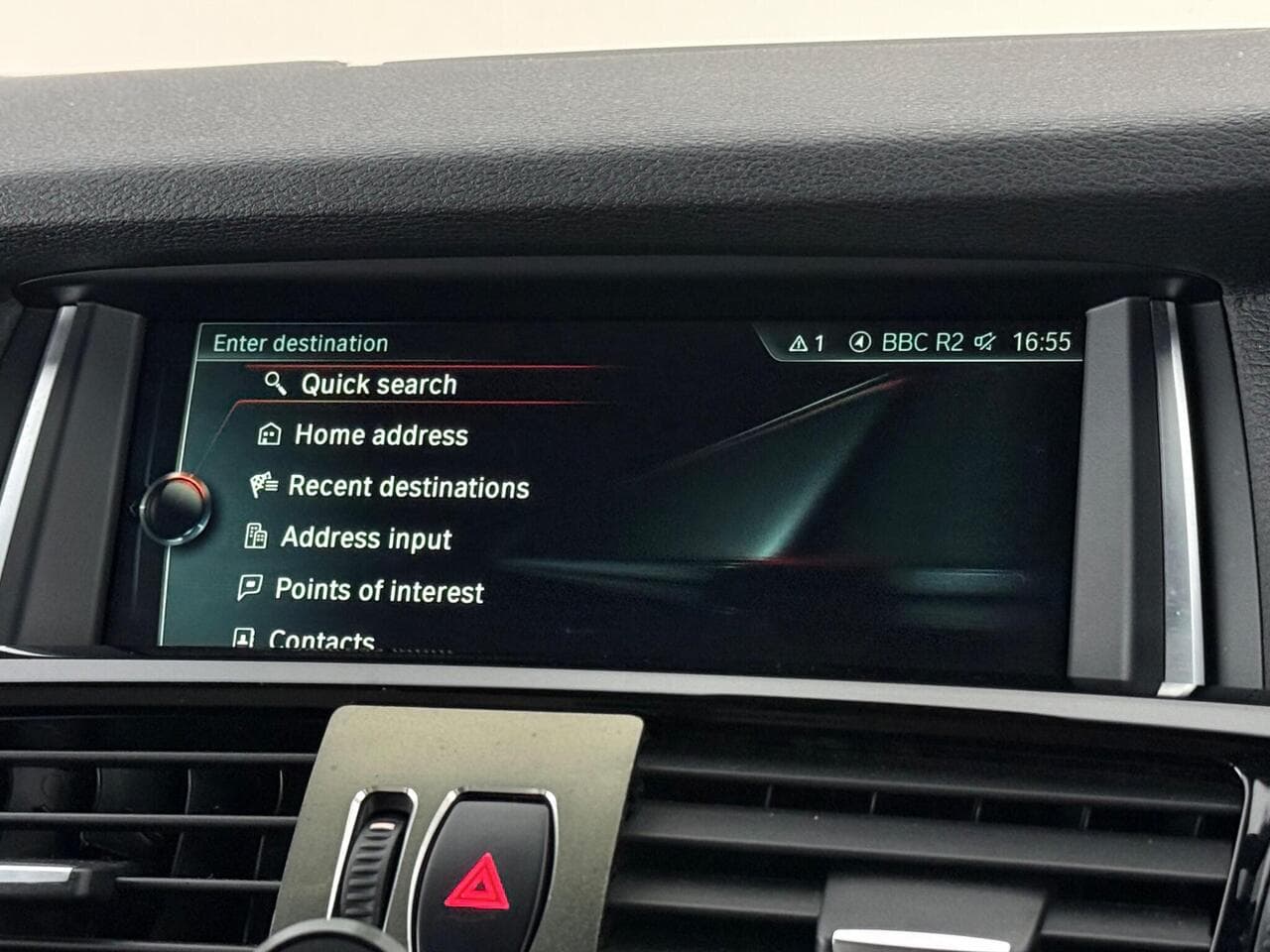 BMW X4 thumbnail Infotainment System