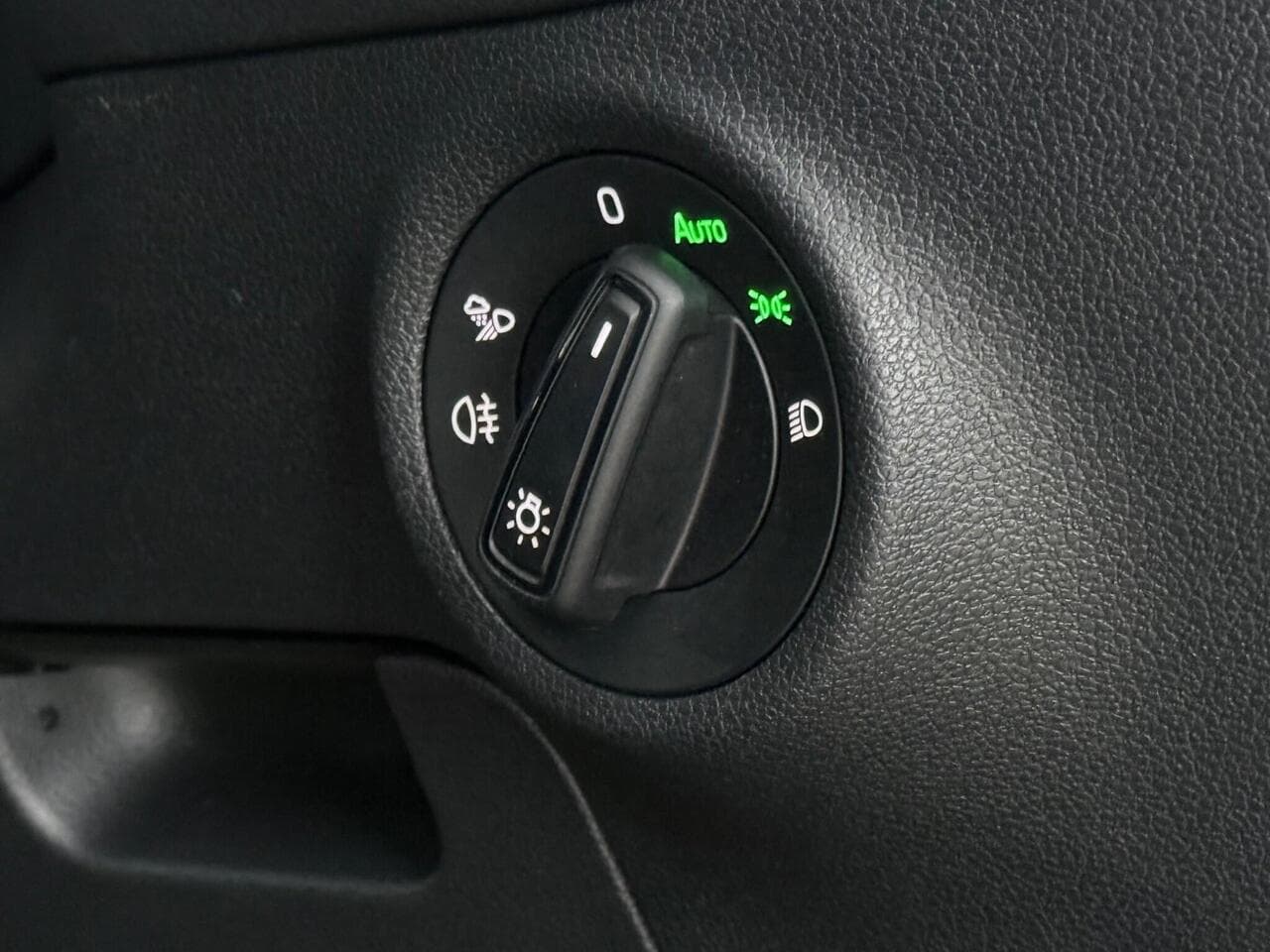 Skoda Kodiaq thumbnail Misc Controls