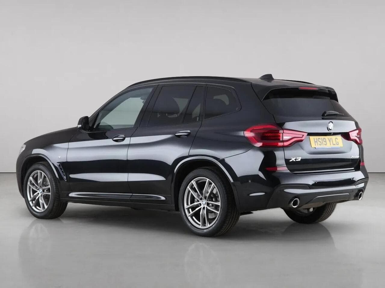 BMW X3 thumbnail Rear Left