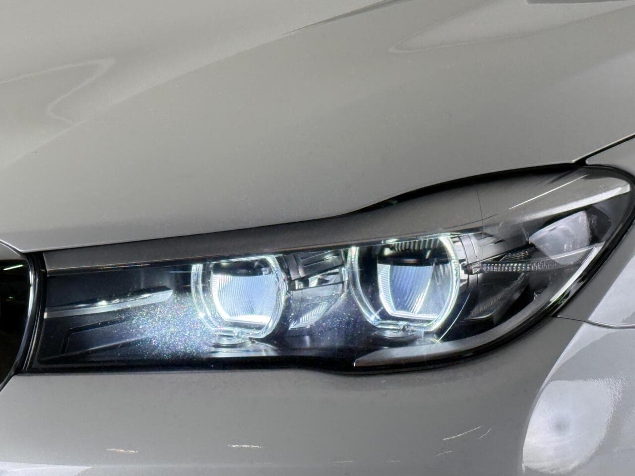 BMW 7 Series thumbnail Lights Front