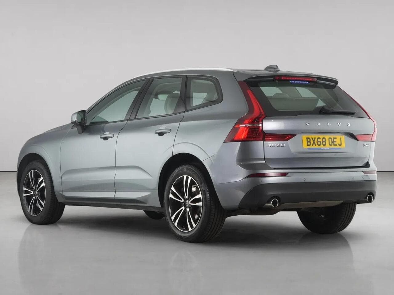 Volvo XC60 thumbnail Rear Left