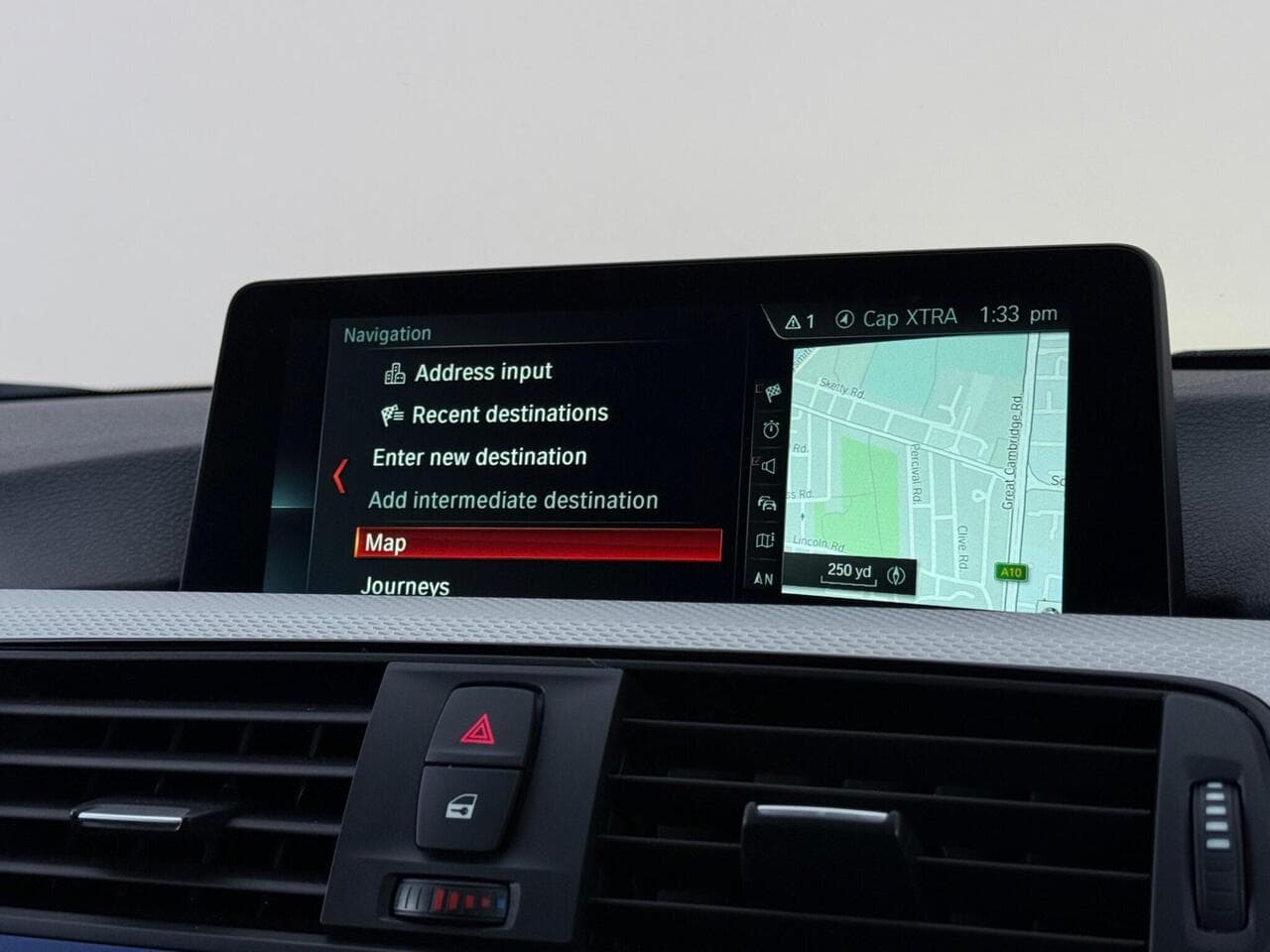 BMW 3 Series thumbnail Infotainment System