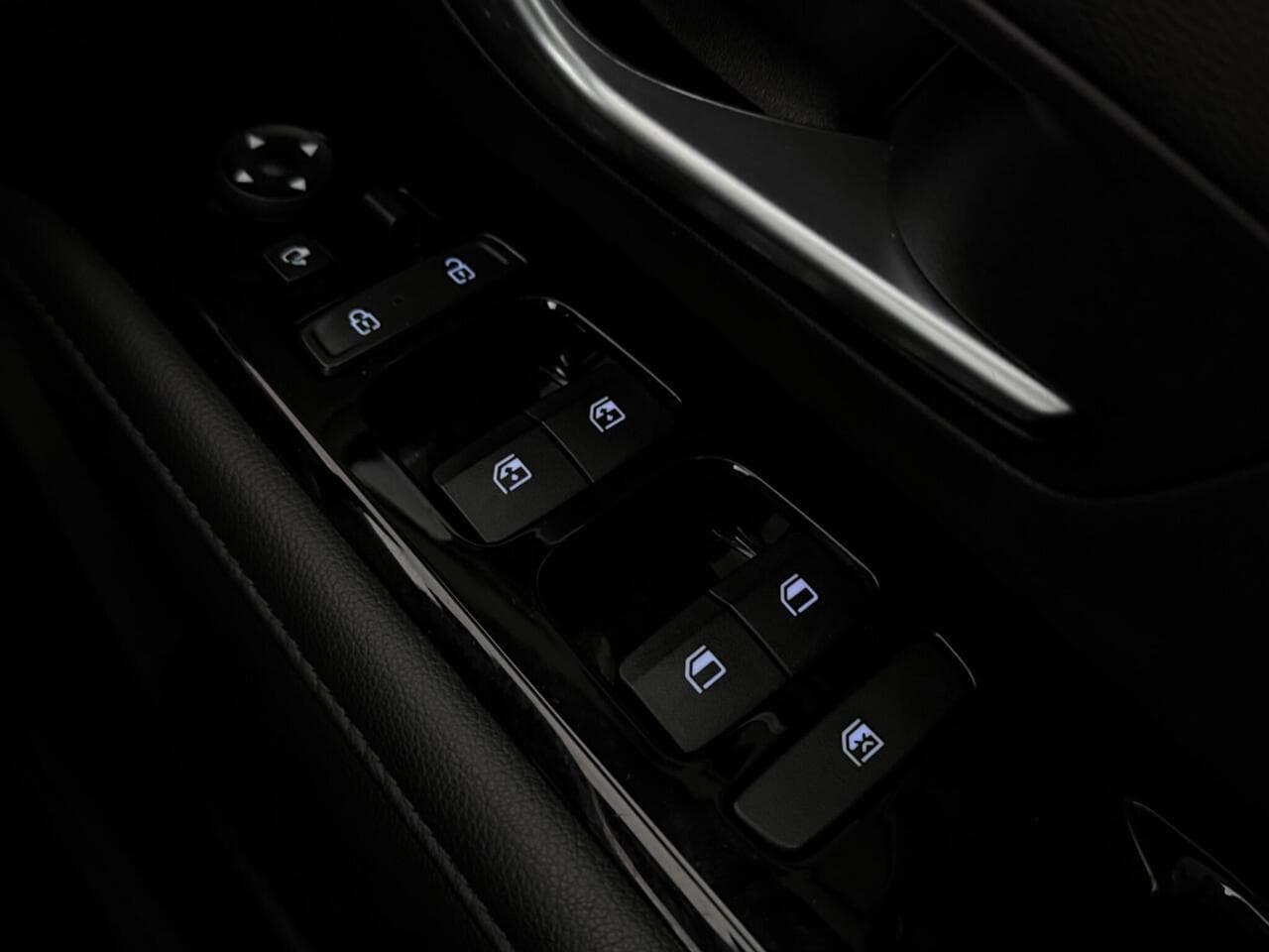 Hyundai TUCSON thumbnail Misc Controls