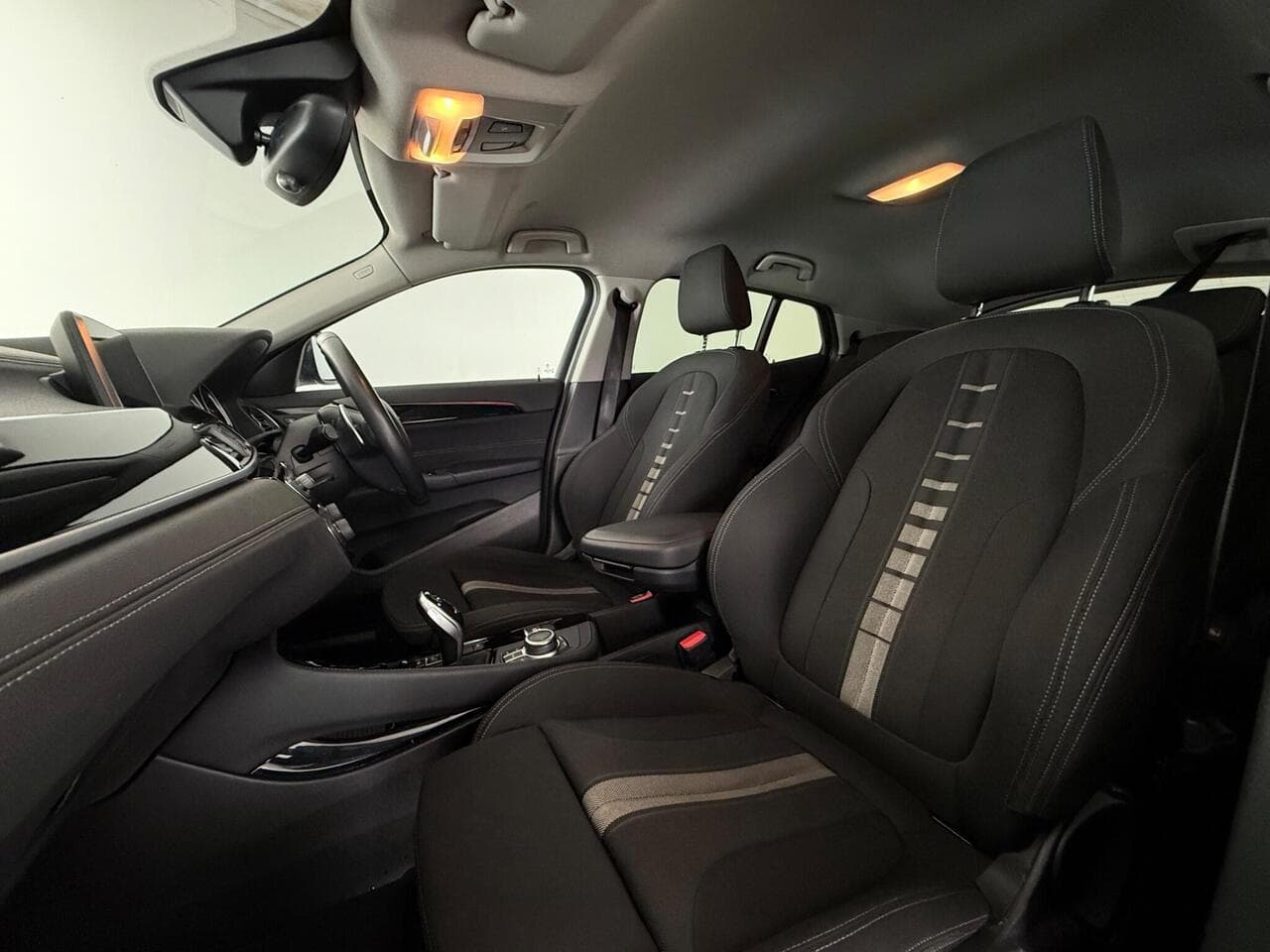 BMW X2 thumbnail Seat Front Passenger