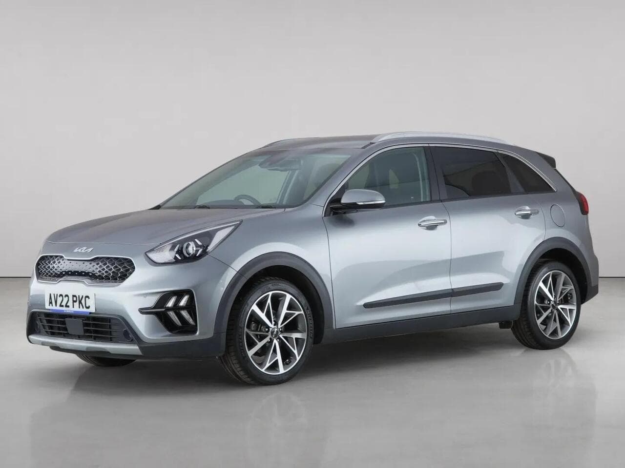 Kia Niro thumbnail Front Left