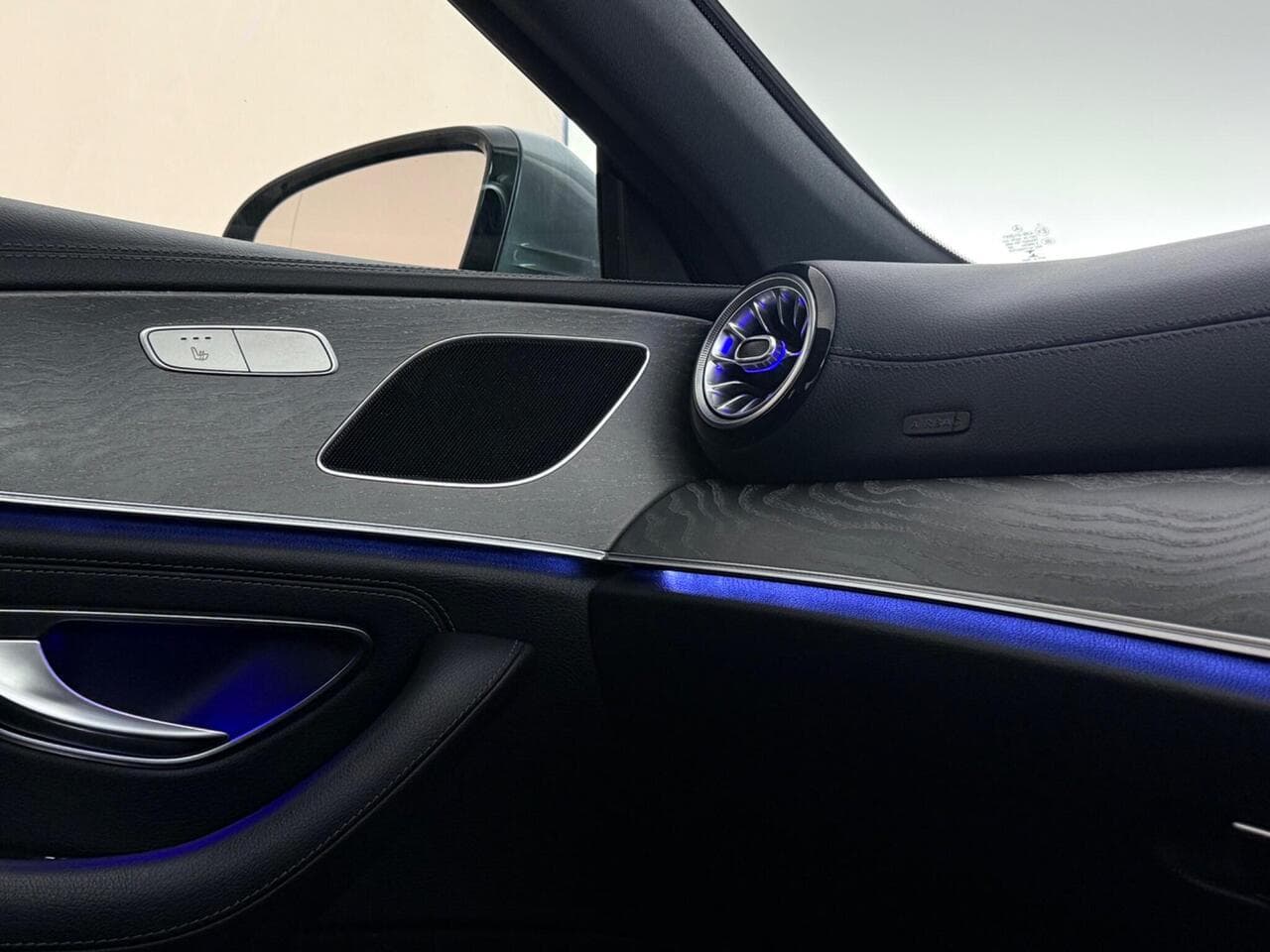 Mercedes-Benz CLS thumbnail Inconclusive