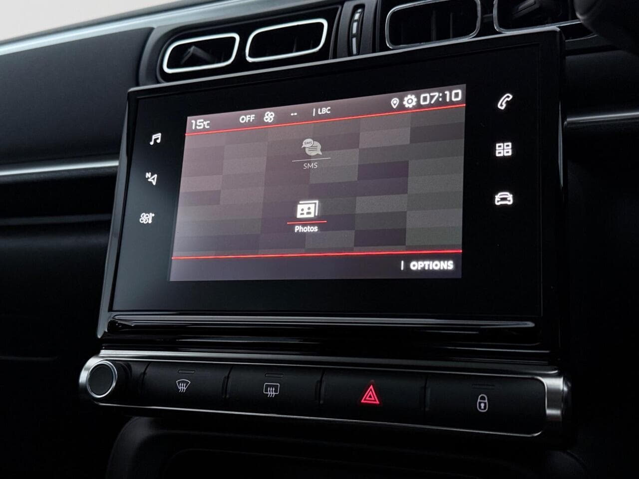 Citroen C3 thumbnail Infotainment System