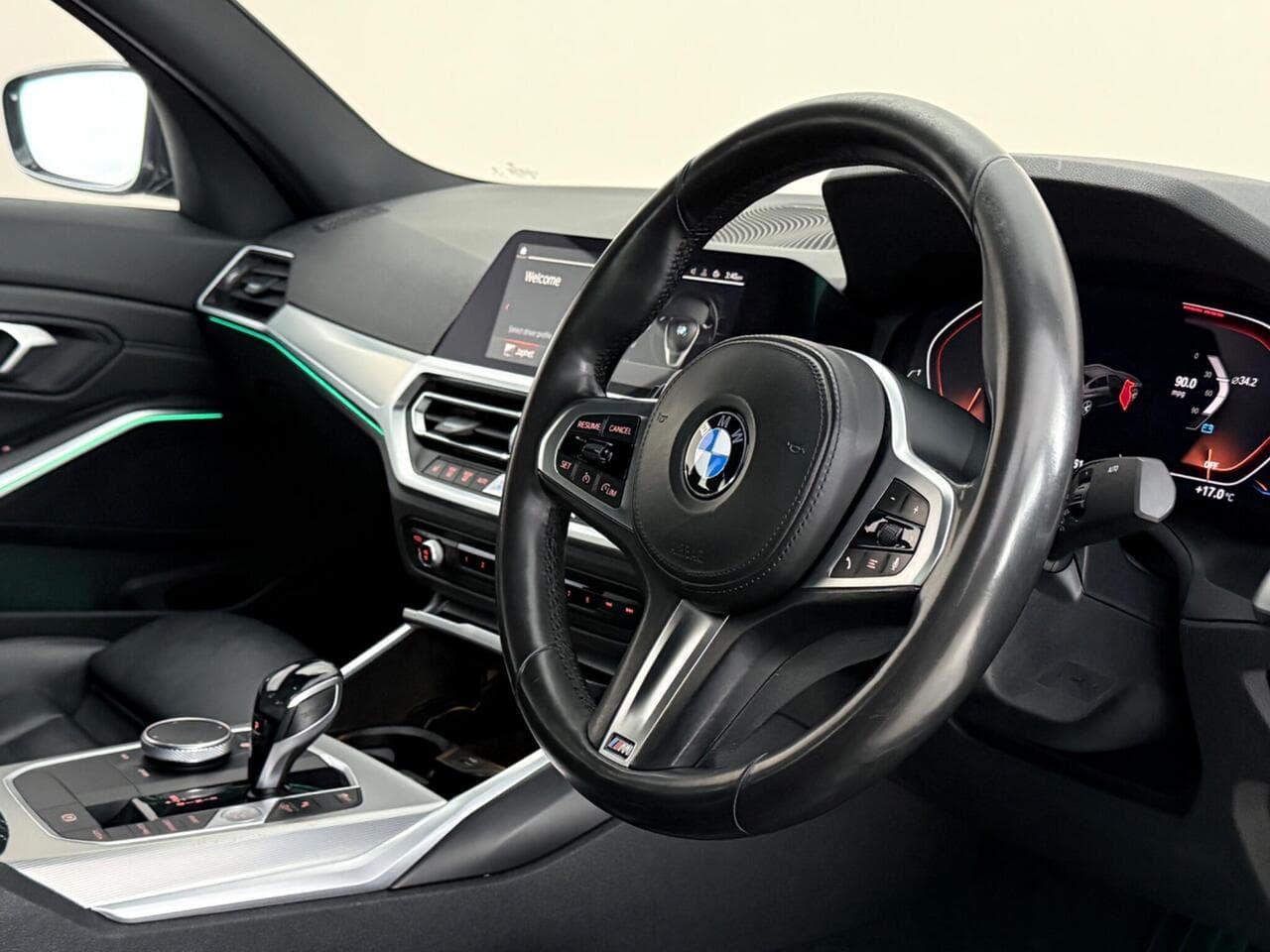 BMW 3 Series thumbnail Interior Front