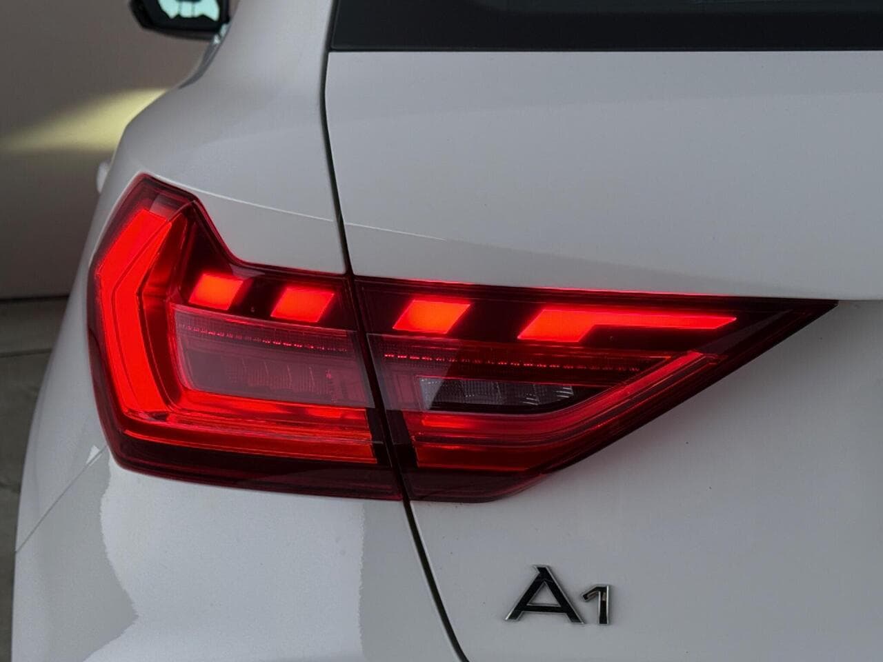 Audi A1 thumbnail Lights Rear