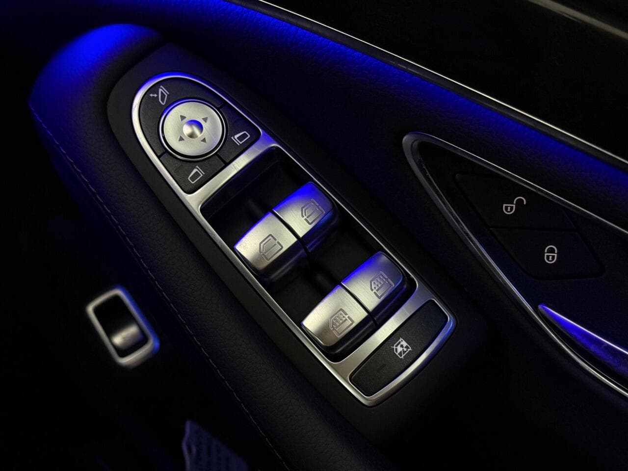 Mercedes-Benz S Class thumbnail Inconclusive