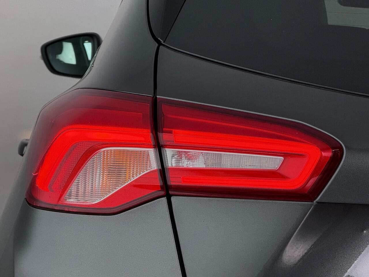 Ford Focus thumbnail Lights Rear