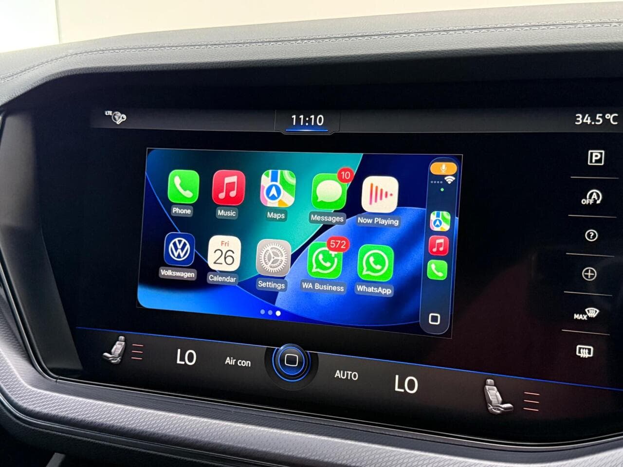 Volkswagen Touareg thumbnail Infotainment System
