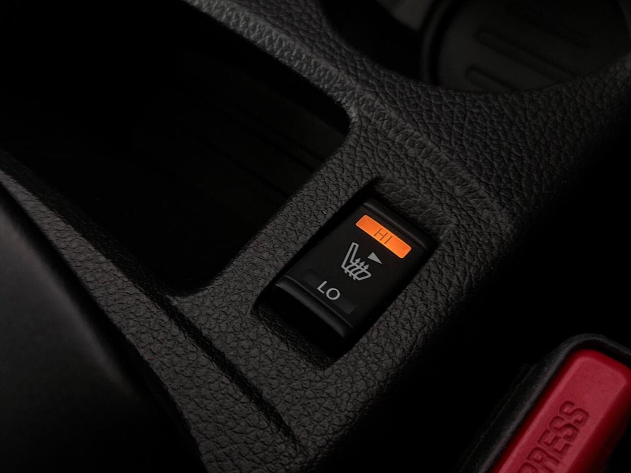 Nissan Qashqai thumbnail Misc Controls
