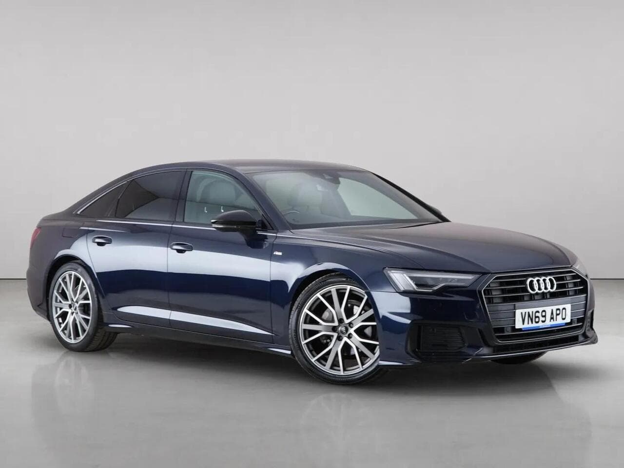Audi A6 Saloon - Audi A6 Saloon 2.0 TDI 40 Black Edition S Tronic Euro 6 (s/s) 4dr