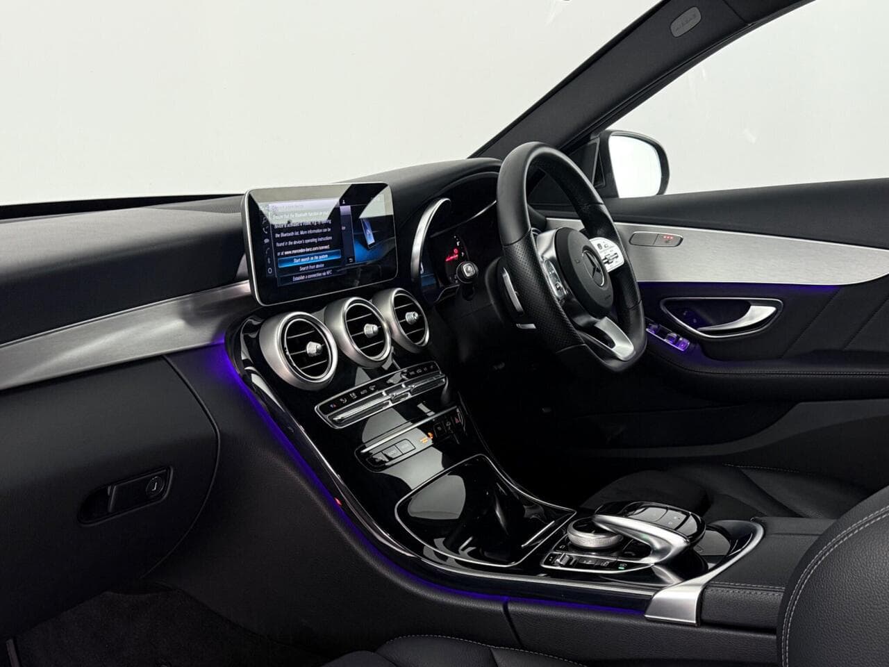 Mercedes-Benz C Class thumbnail Interior Front