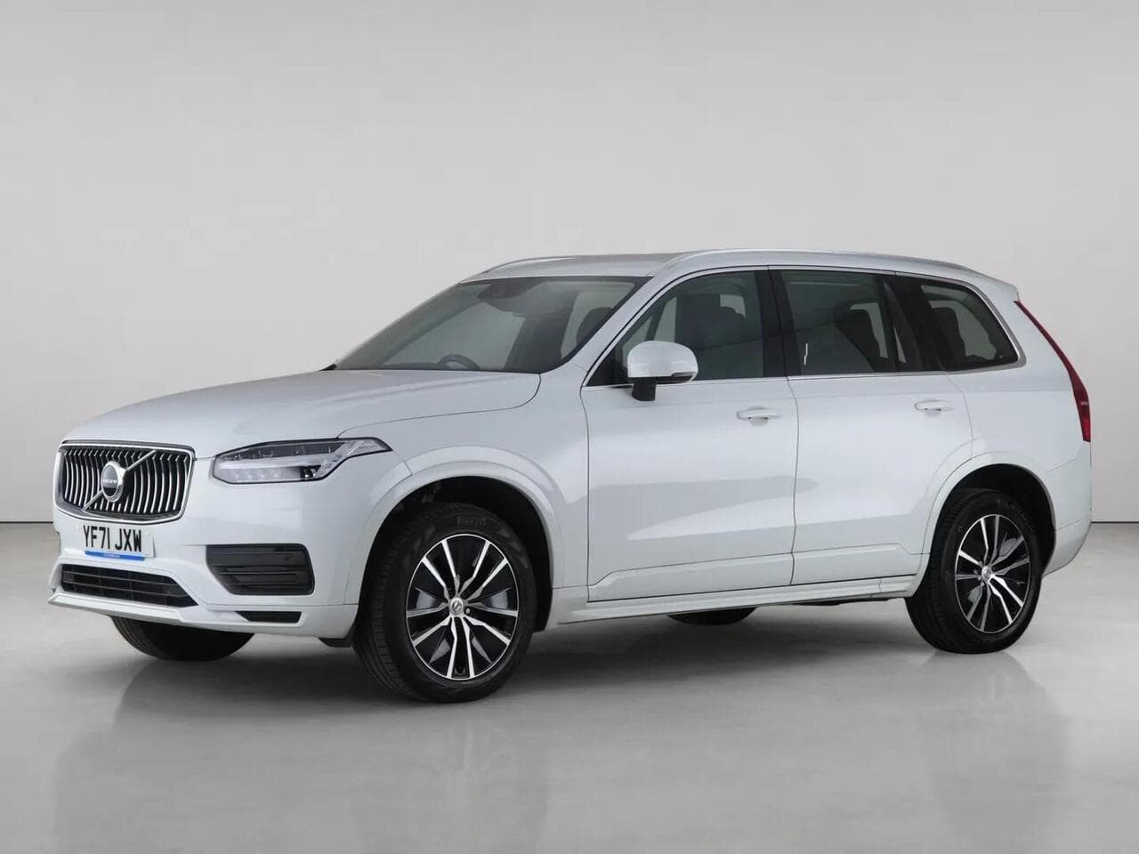 Volvo XC90 thumbnail Front Left