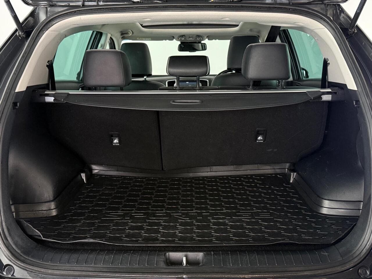 Kia Sportage thumbnail Boot
