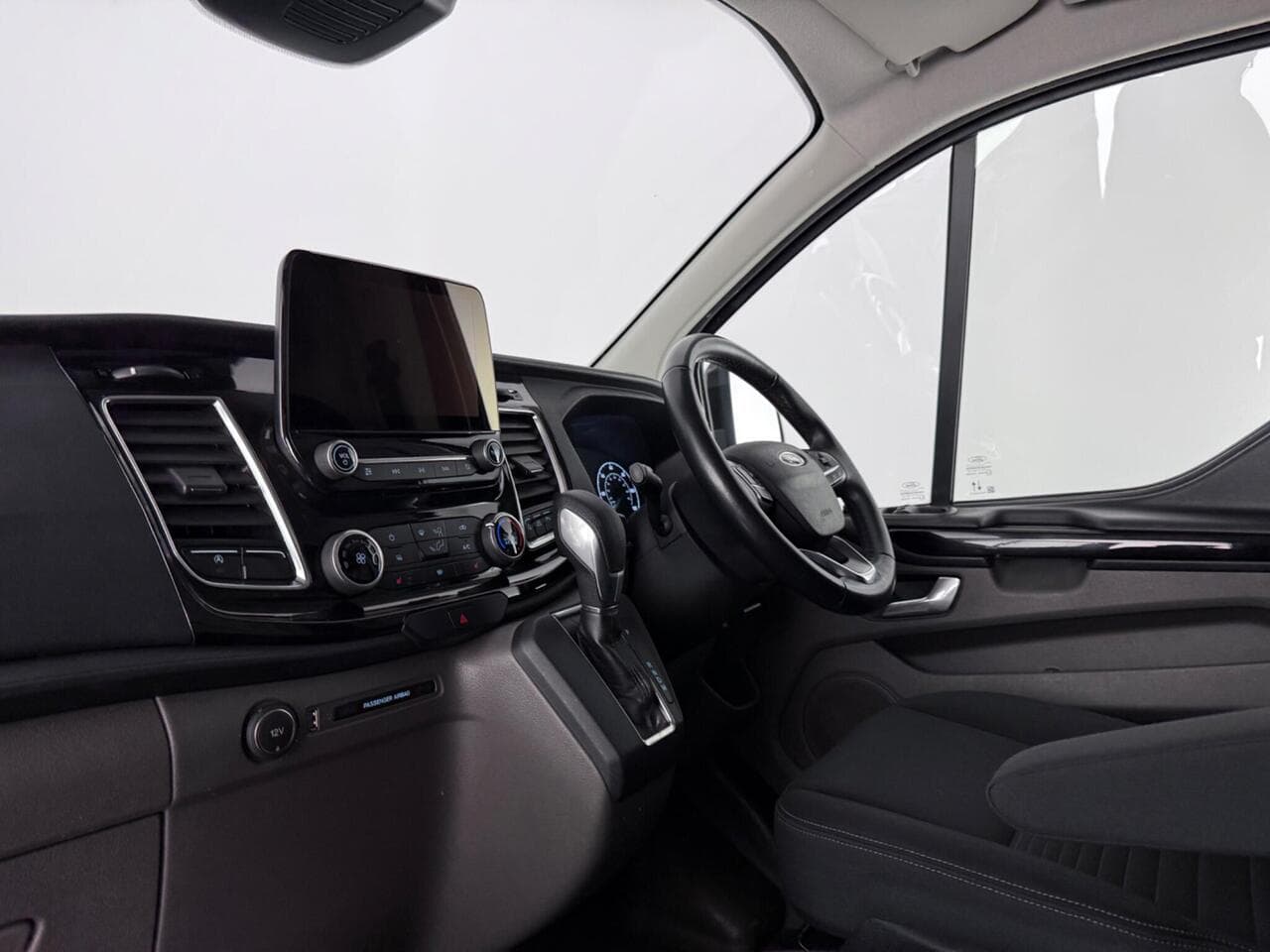 Ford Transit Custom thumbnail Interior Front