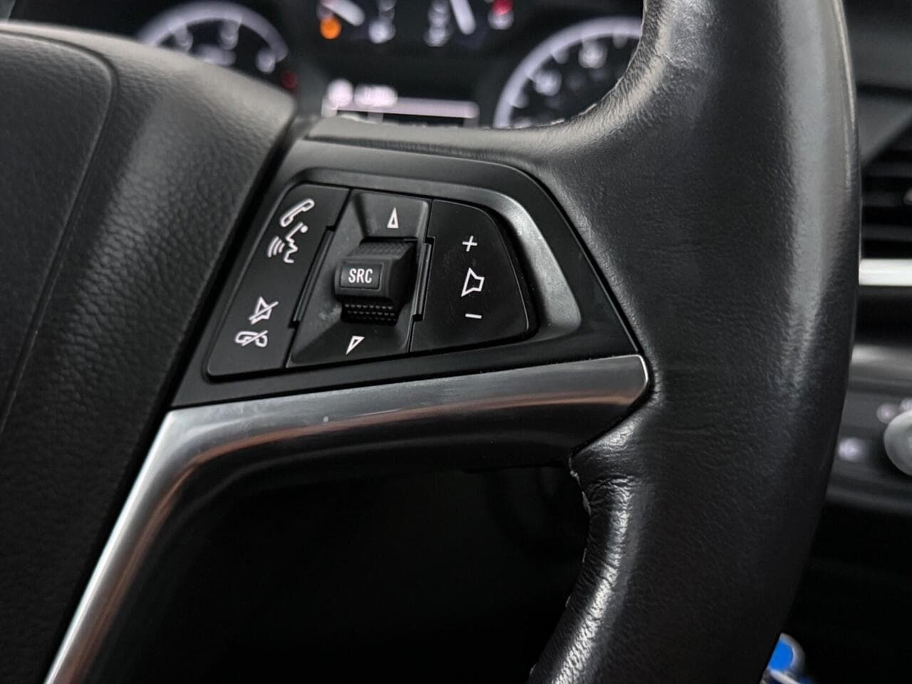 Vauxhall Mokka X thumbnail Misc Controls