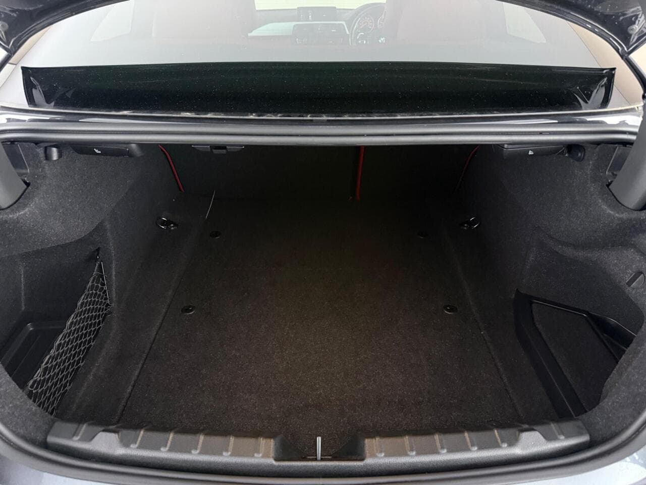 BMW 4 Series thumbnail Boot