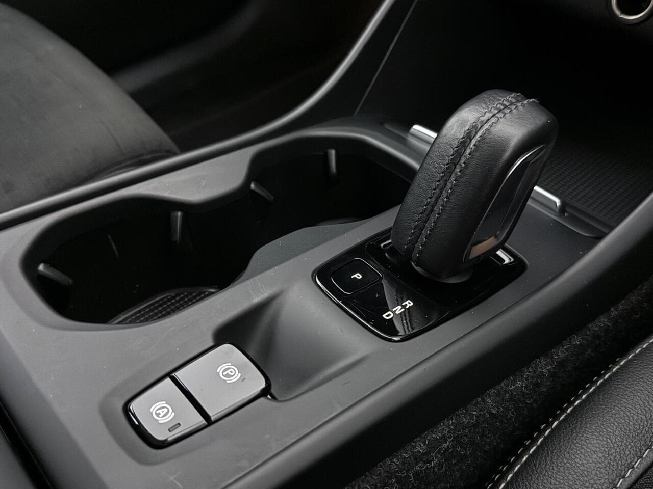 Volvo XC40 thumbnail Interior Front