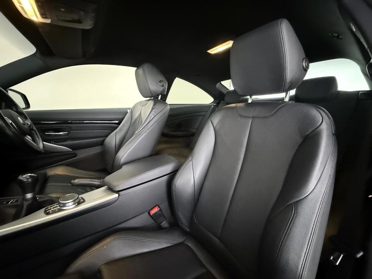 BMW 4 Series thumbnail Seat Front Passenger