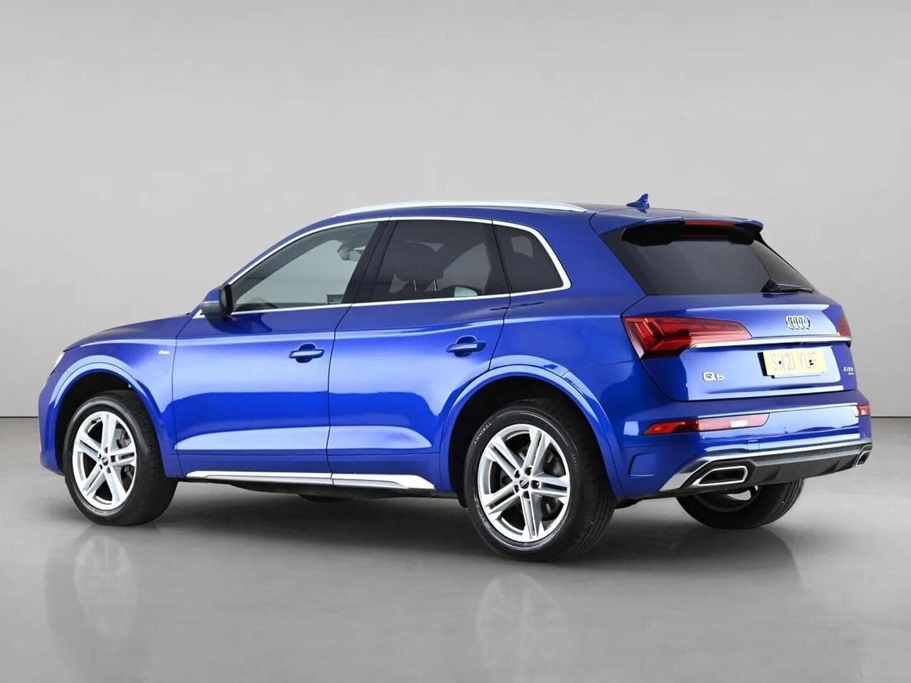 Audi Q5 thumbnail Rear Left