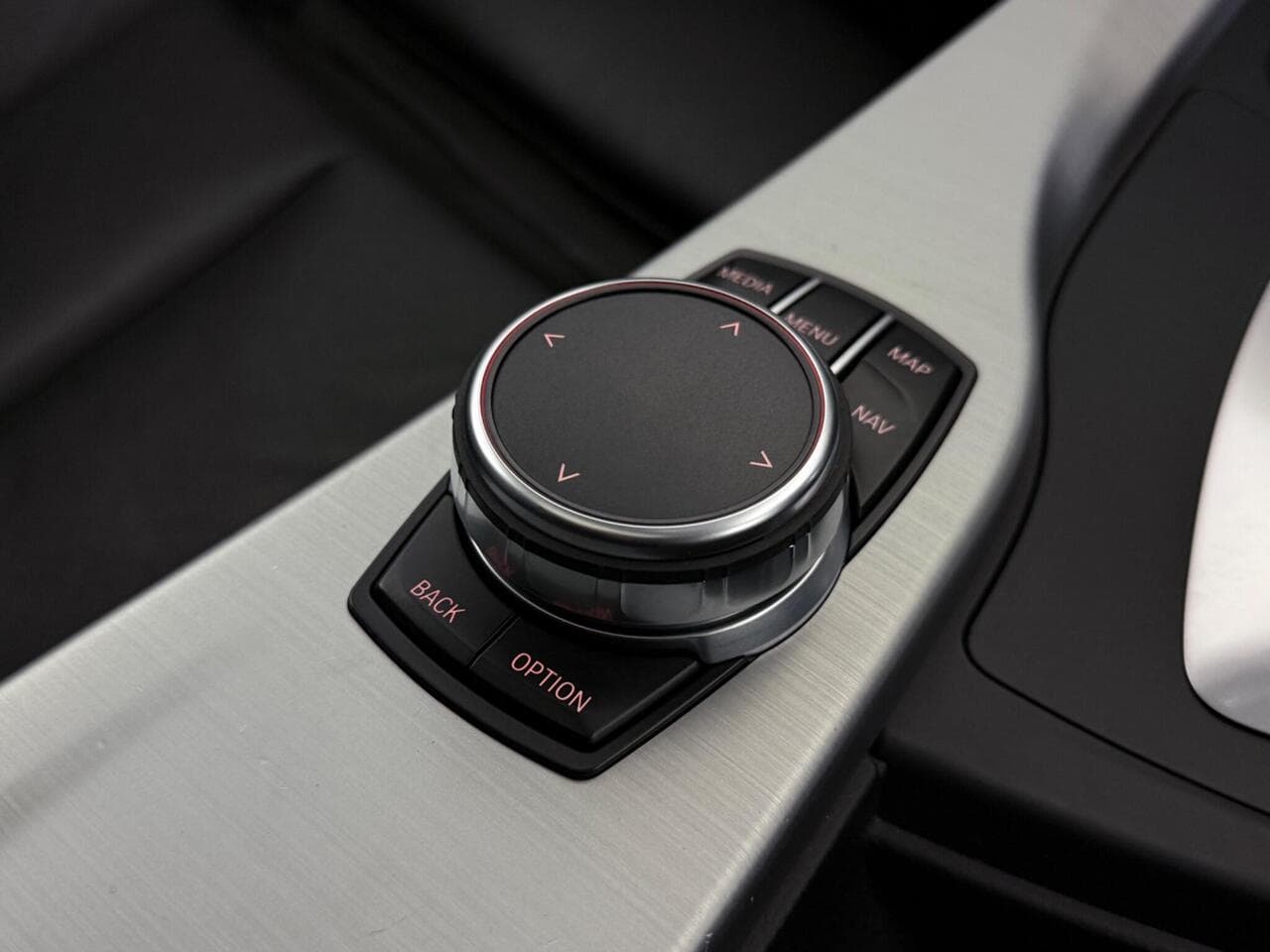 BMW 4 Series Gran Coupe thumbnail Misc Controls