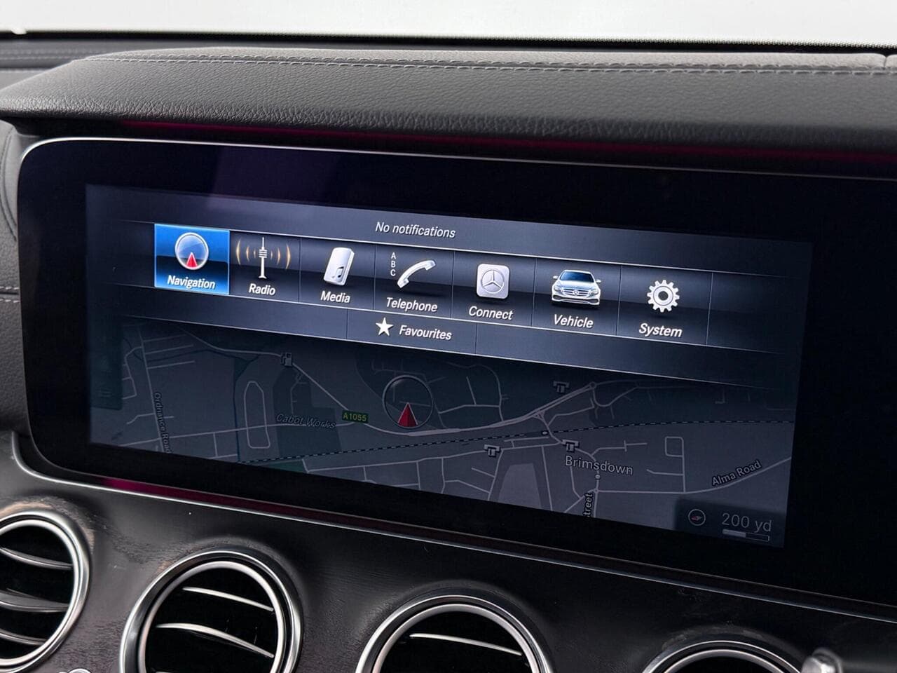 Mercedes-Benz E Class thumbnail Infotainment System