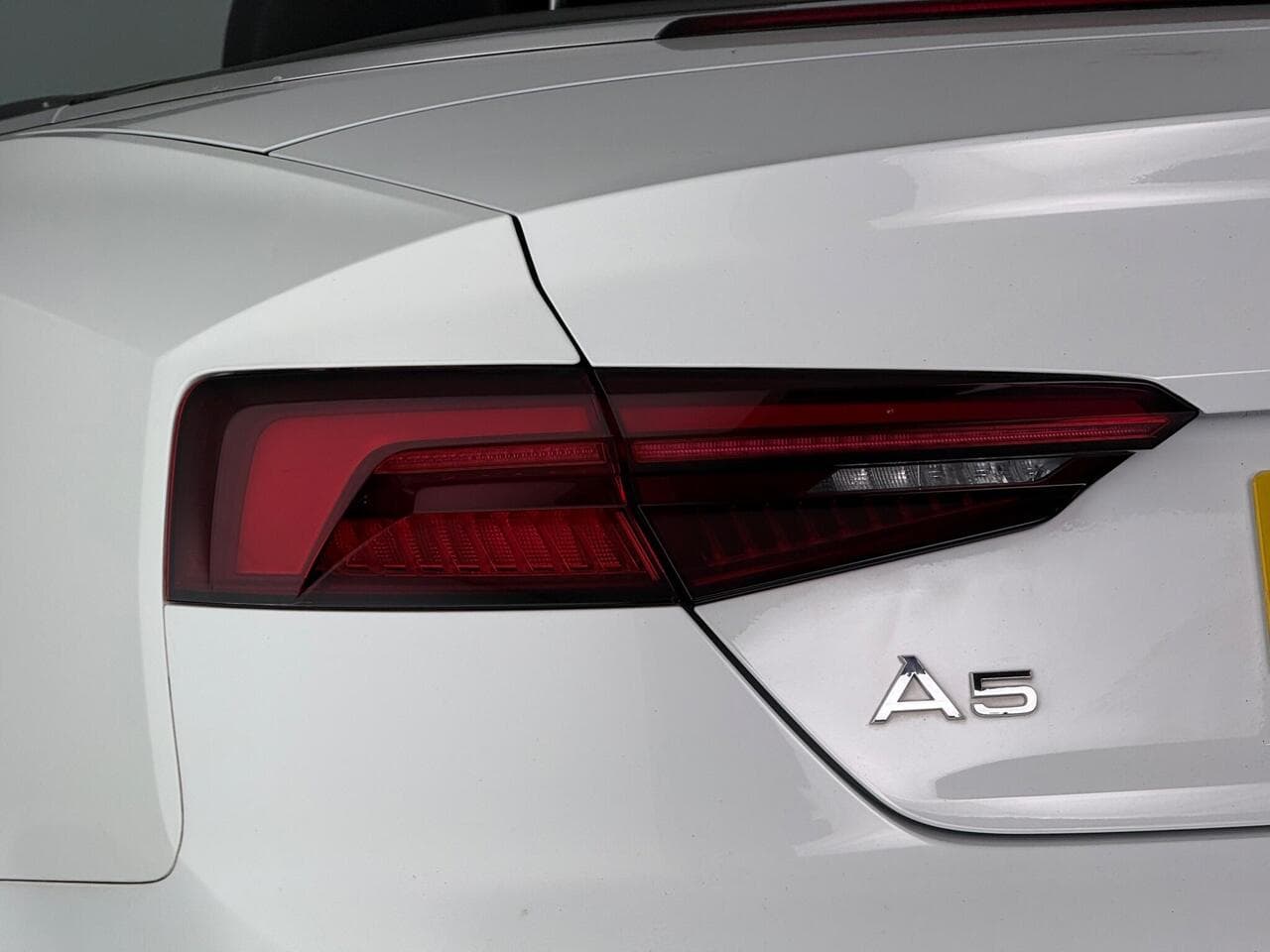 Audi A5 Cabriolet thumbnail Lights Rear