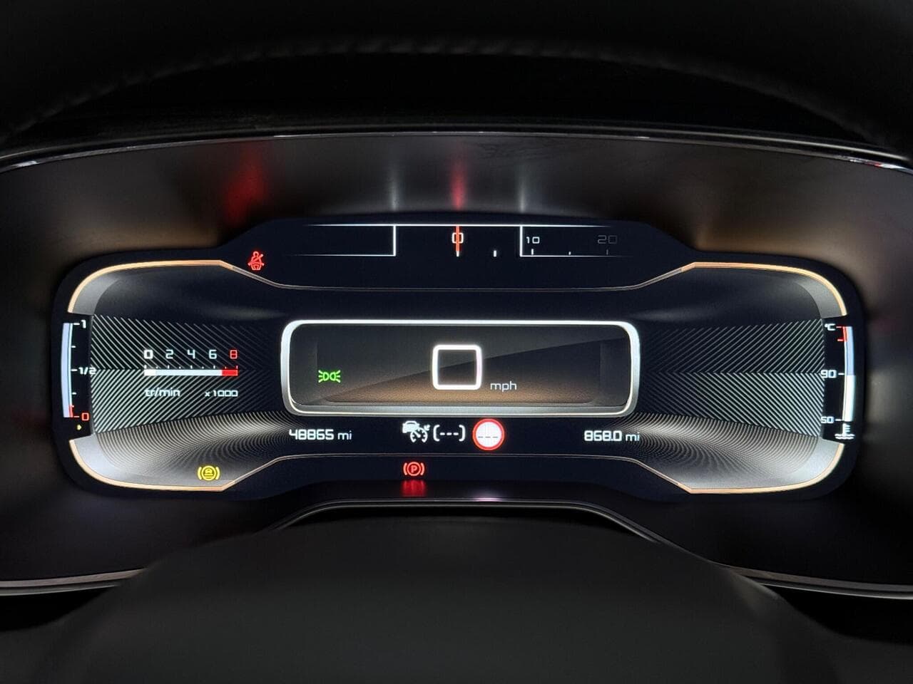 Citroen C5 Aircross thumbnail Driver Instruments