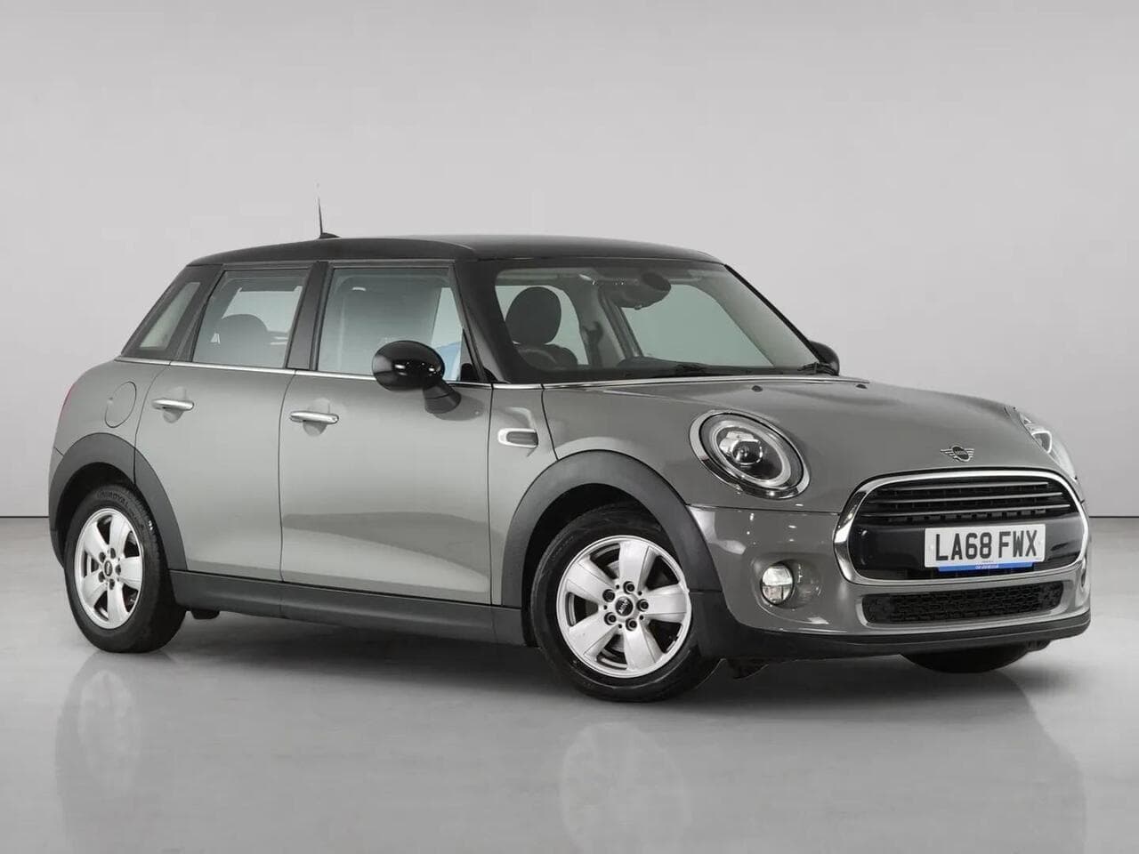 MINI Hatch - MINI Hatch 1.5 Cooper Classic Hatchback 5dr Petrol Steptronic Euro 6 (s/s) (136 ps)