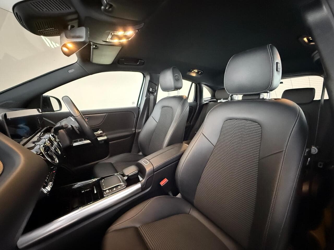 Mercedes-Benz GLA thumbnail Seat Front Passenger