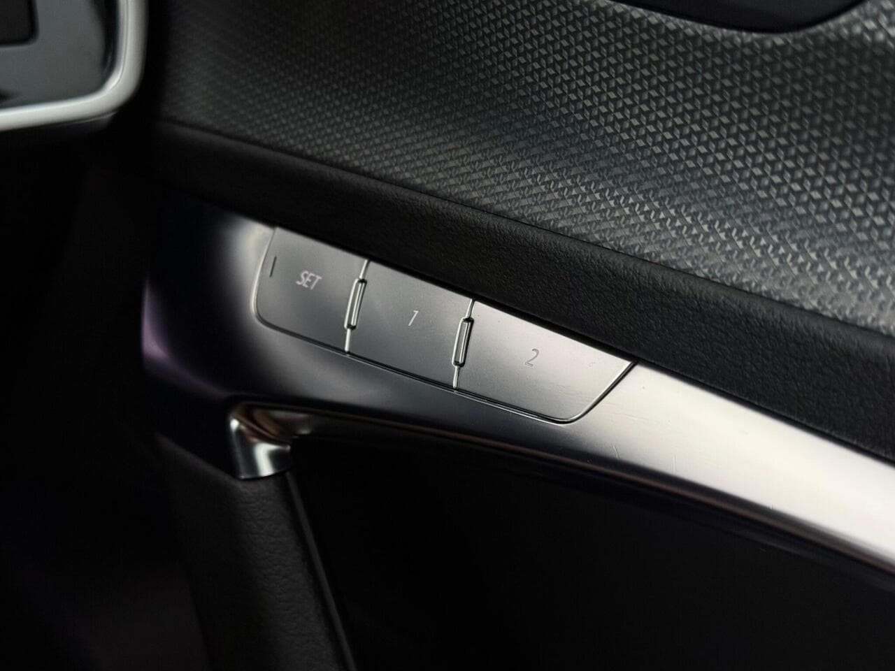 Audi A6 Allroad thumbnail Misc Controls